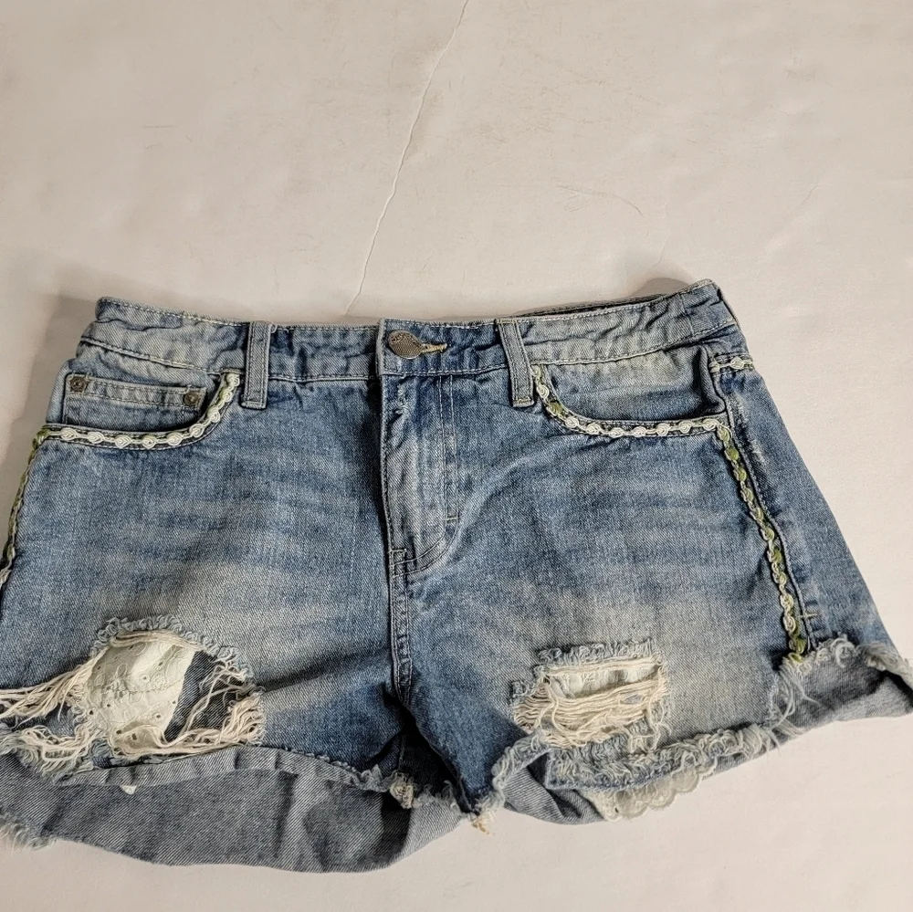 Free People Denim Shorts Sz 25 Cut-Off Embroidered Pockets